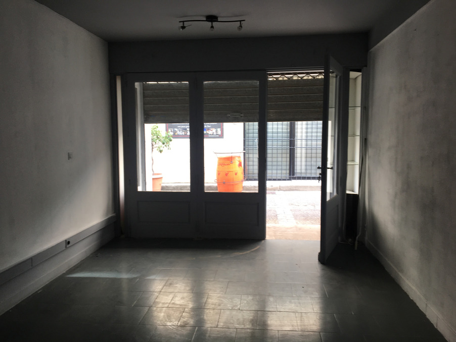 Vente Local Aigues-Mortes 88 000 €