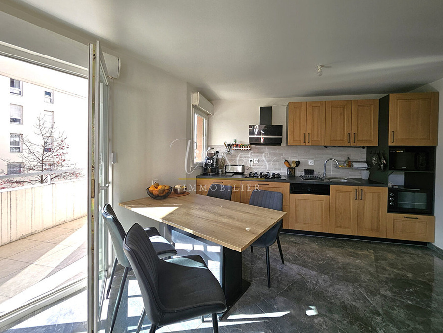 Vente Appartement Annecy  370 000 €