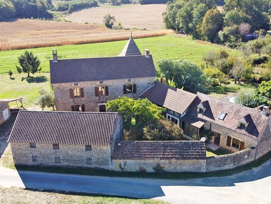 Vente Maison Saint-Geniès  426 300 €