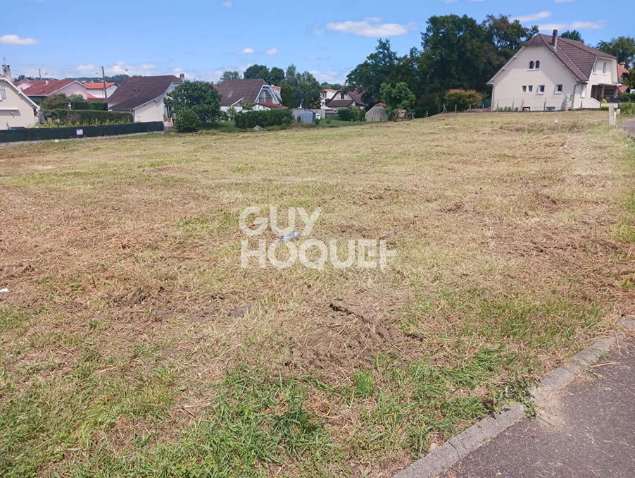 Vente Terrain Artix  118 800 €