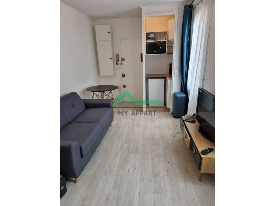Location Appartement PARIS 4EME ARRONDISSEMENT  688 €