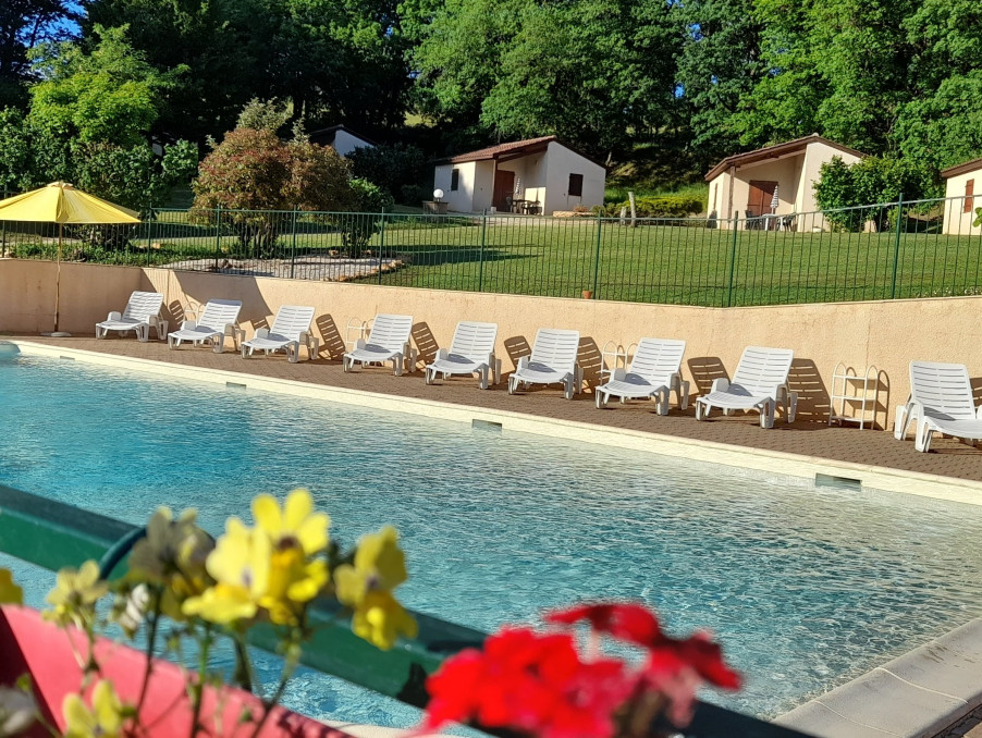 Vente Propriete CUZORN  530 000 €