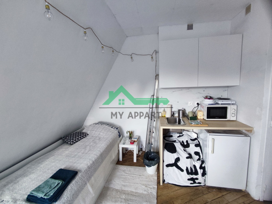 Location Appartement PARIS 5EME ARRONDISSEMENT  580 €