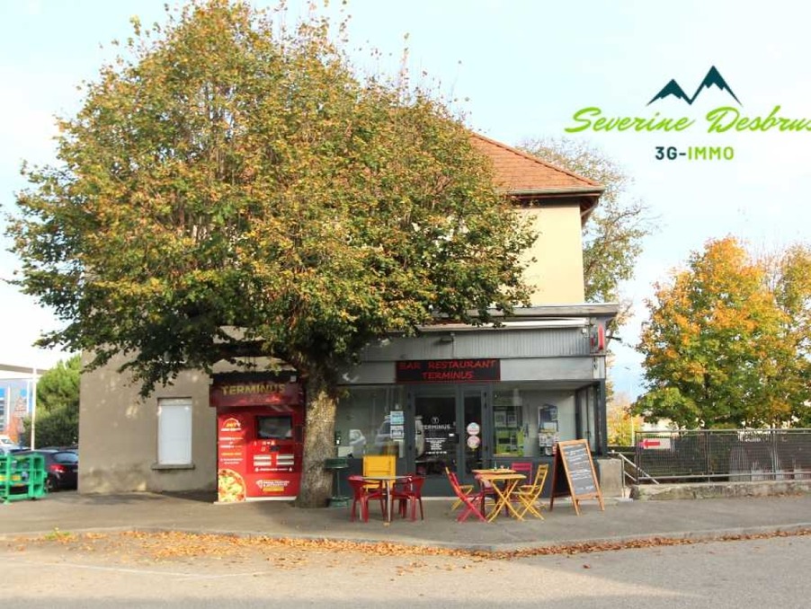 Vente Local RIVES  166 250 €