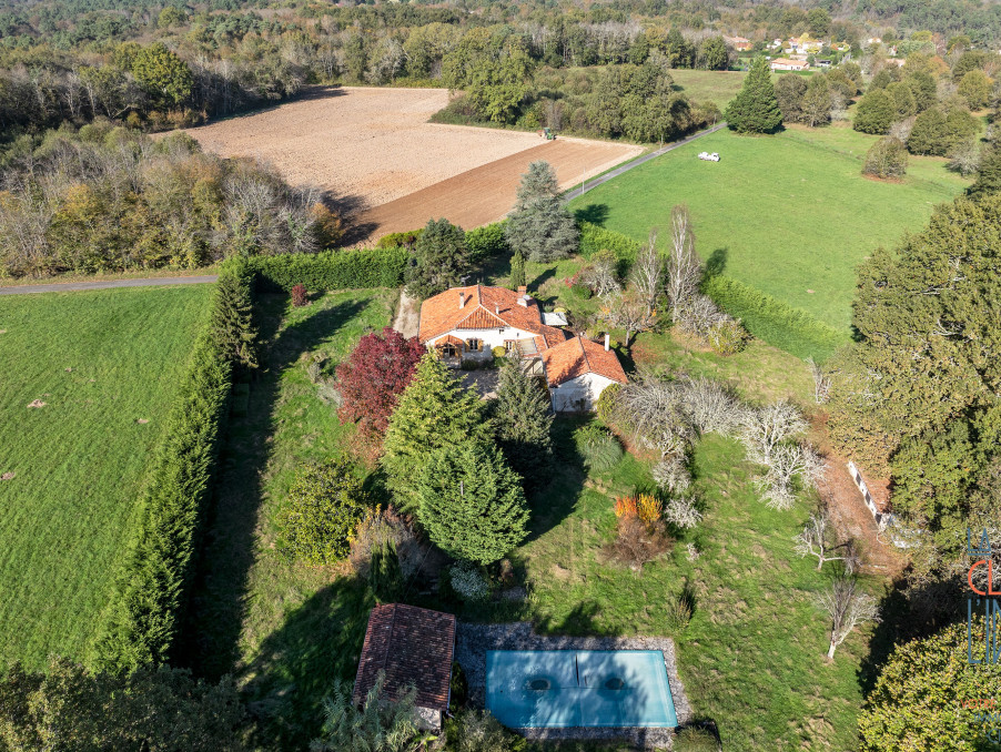 Vente Propriete PERIGUEUX  348 150 €