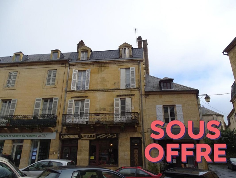 Vente Immeuble Montignac  101 590 €