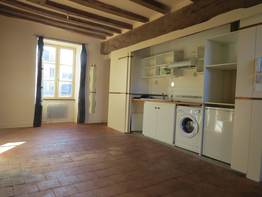 Location Appartement Sablé-sur-Sarthe  357 €