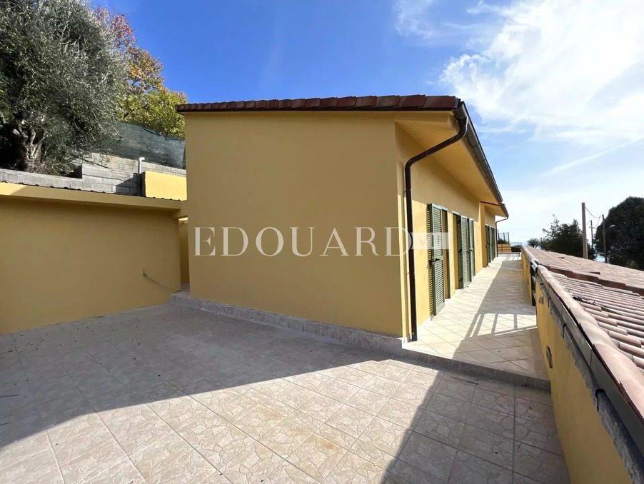 Vente Propriete Castellar  950 000 €