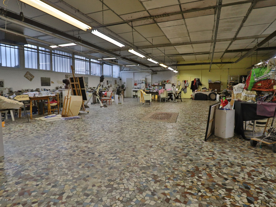 Vente Autre Sainte-Savine  319 000 €