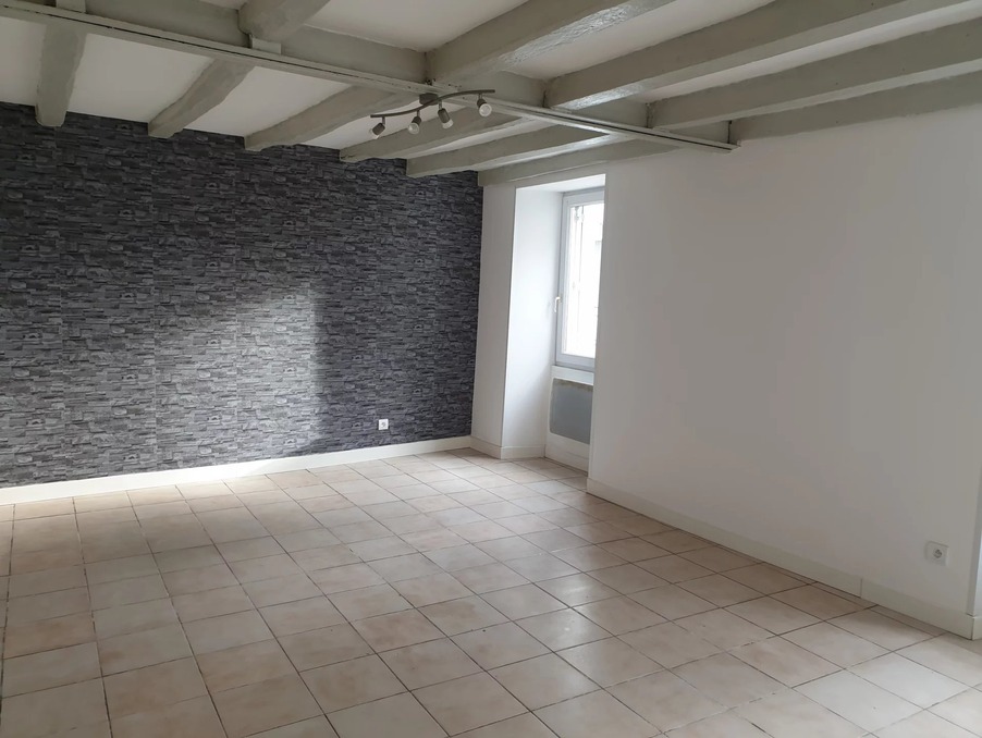 Location Maison Vars  565 €