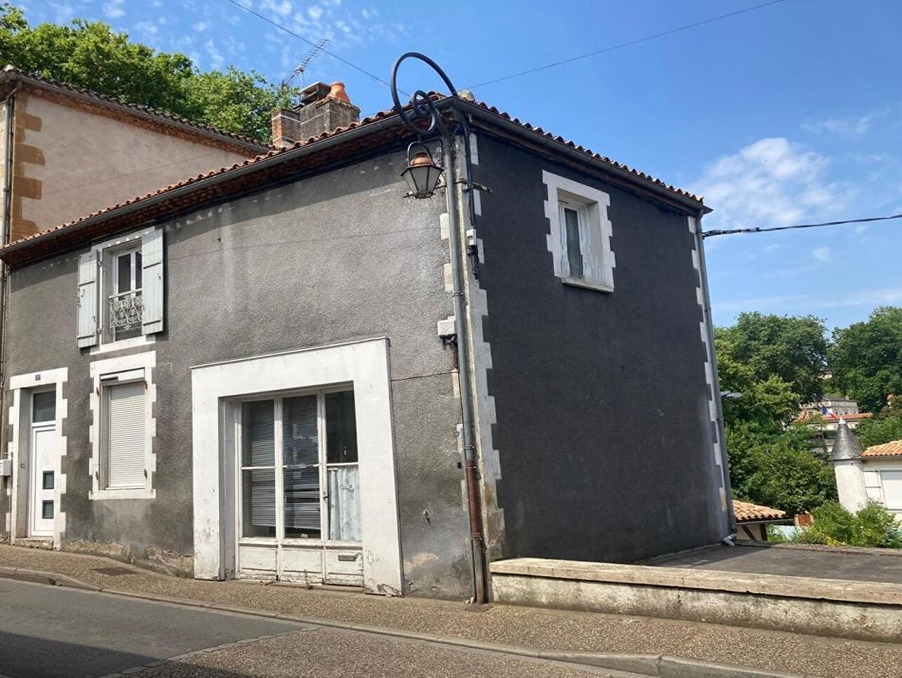 Vente Maison Confolens  107 000 €