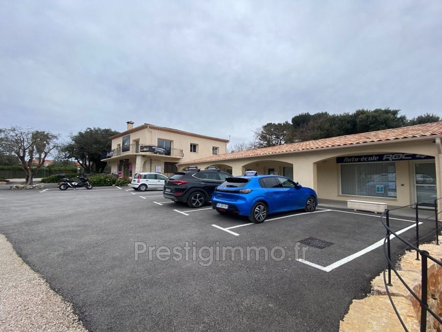 Location Local Roquefort-les-Pins 1 718 €