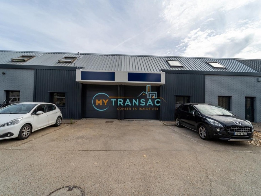 Location Local Évry-Courcouronnes 2 100 €