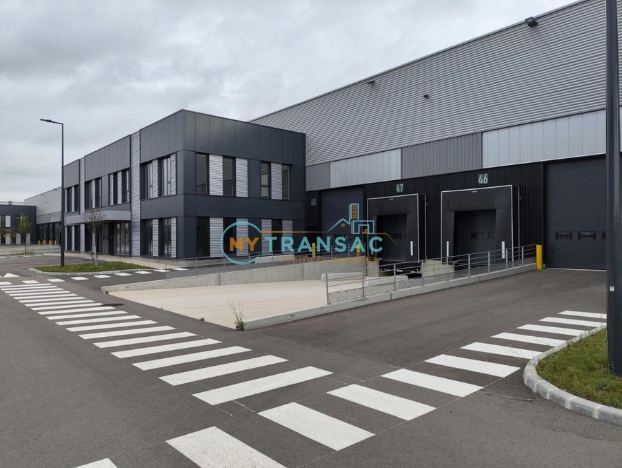Location Local Le Bourget 16 573 €