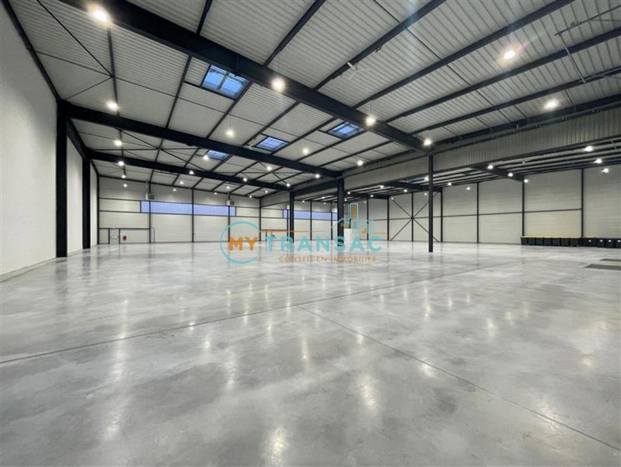 Location Local Le Bourget 17 862 €