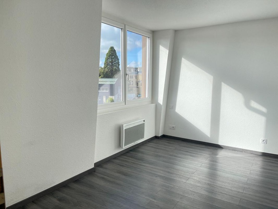 Location Appartement Vittel  595 €