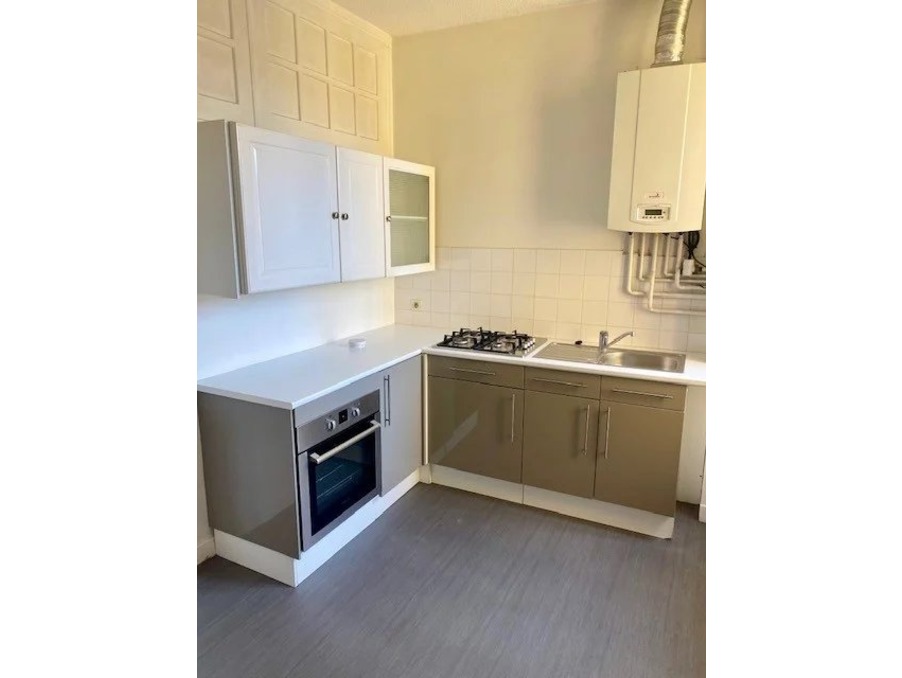 Location Appartement Montceau-les-Mines  449 €