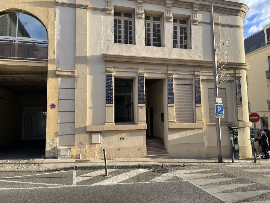 Location Professionnel BEZIERS 1 320 €