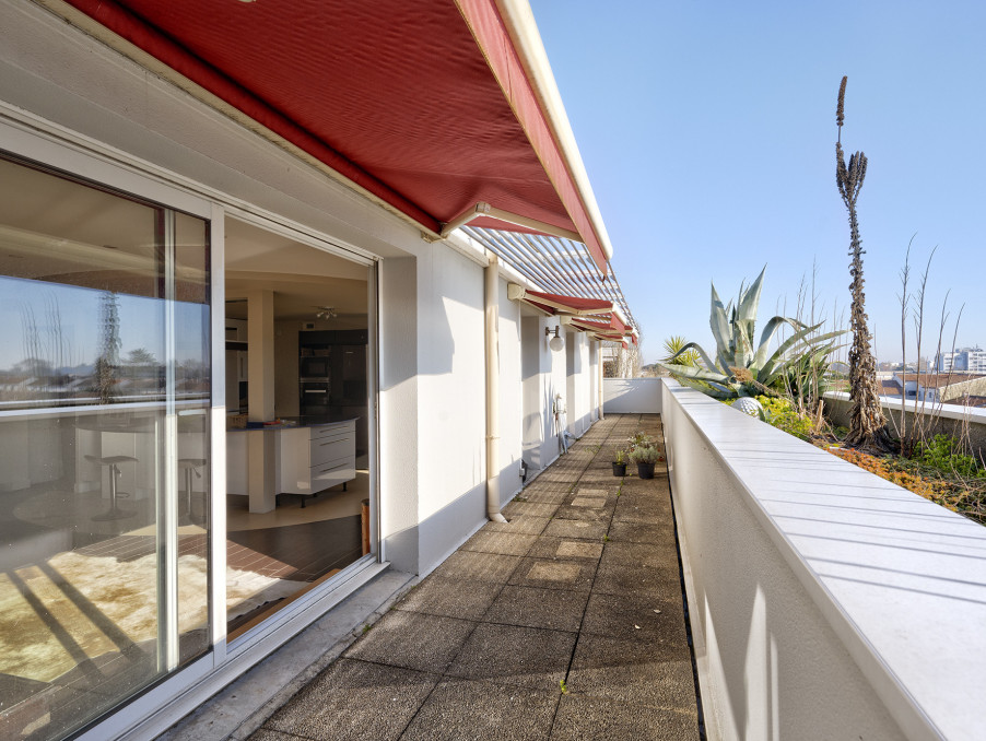 Vente Appartement MERIGNAC  549 000 €