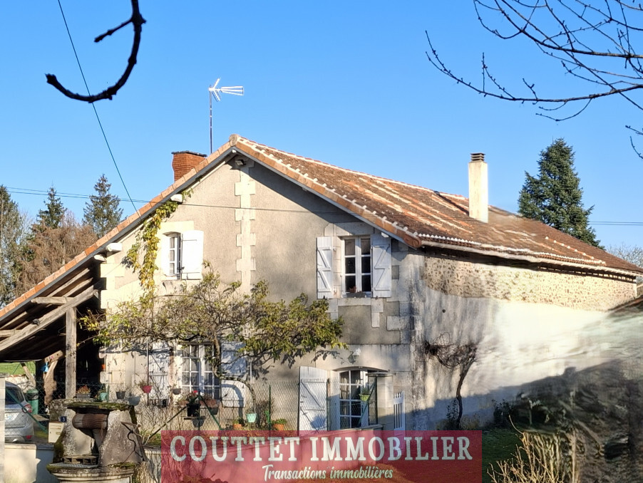 Vente Maison CHASSENEUIL SUR BONNIEURE  159 000 €