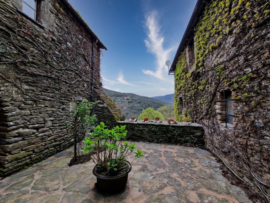 Vente Maison SAINT GERMAIN DE CALBERTE  540 800 €