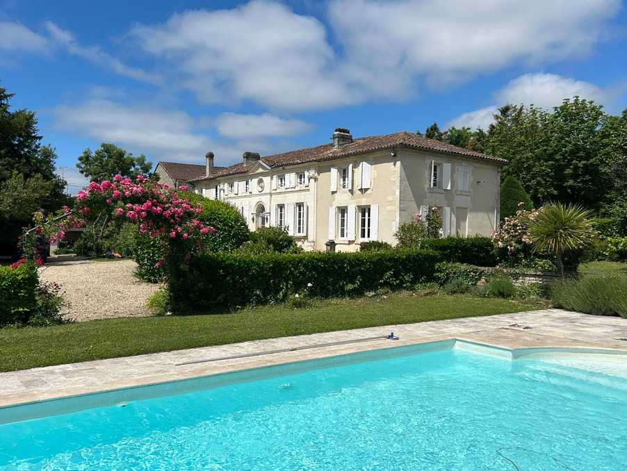 Vente Maison Cognac  690 000 €