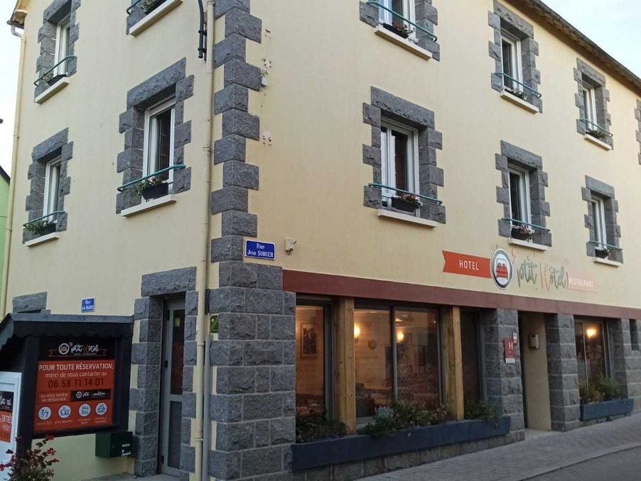 Vente Local TREVE  132 000 €