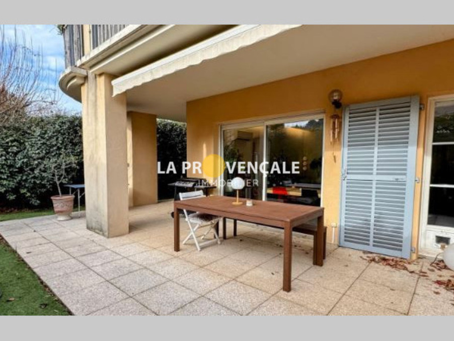 Vente Appartement Châteauneuf-le-Rouge  445 000 €