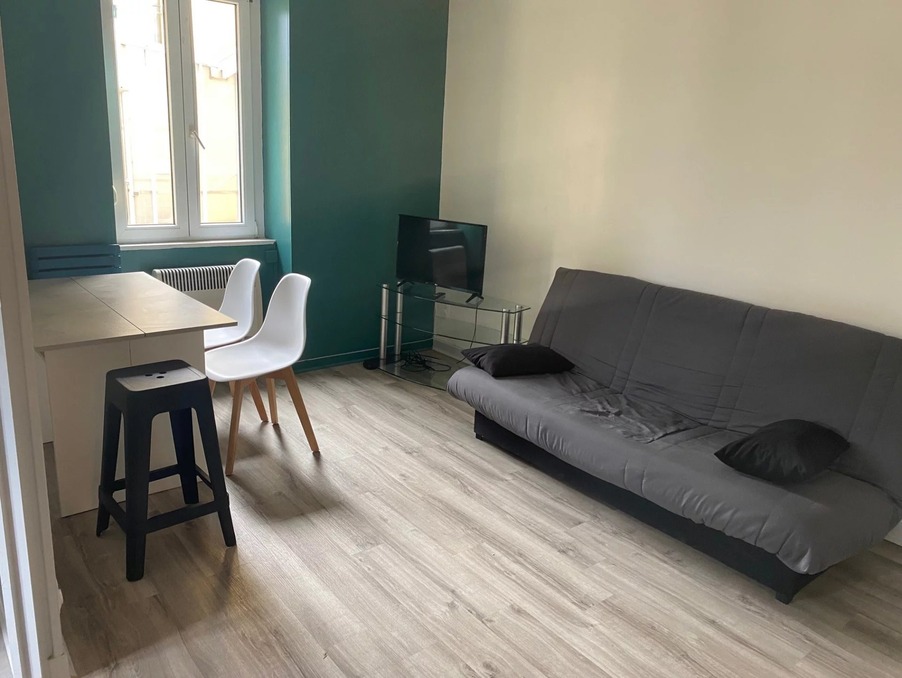 Location Appartement Montceau-les-Mines  451 €
