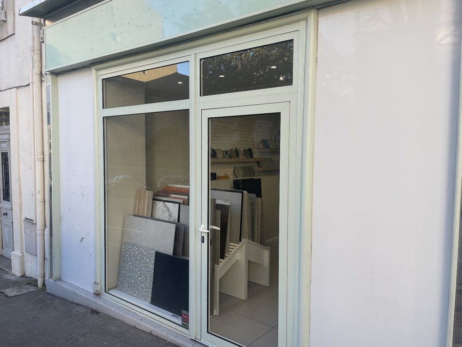 Vente Local BEZIERS 81 000 €