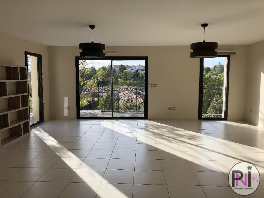 Vente Maison BENET  233 000 €