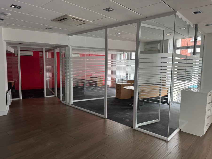 Vente Local Le Cateau-Cambrésis  156 000 €