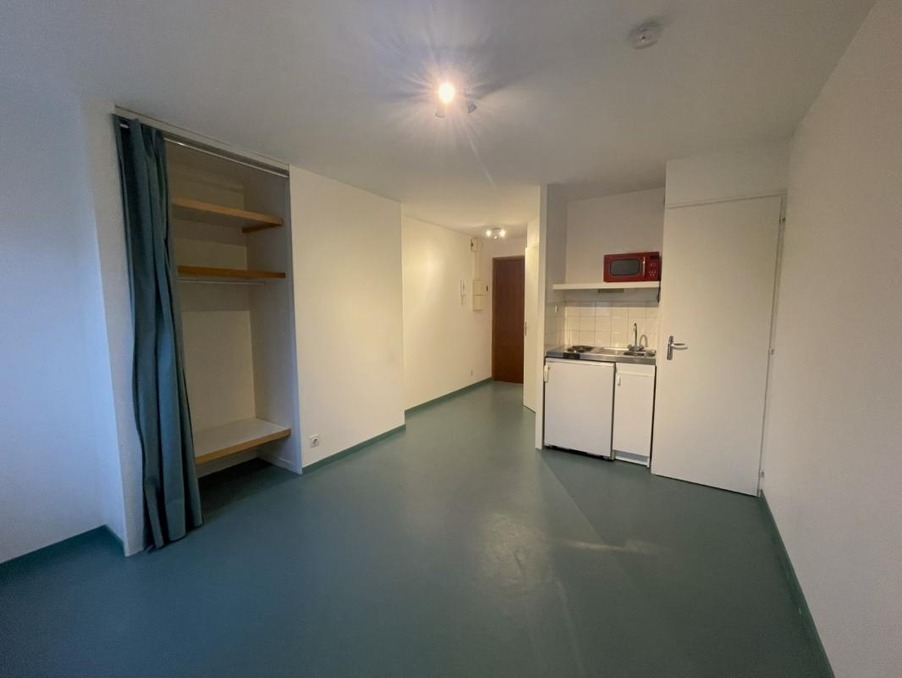 Location Appartement Angers  470 €