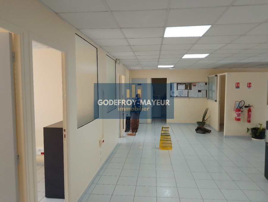 Vente Local Pointe-à-Pitre  231 000 €