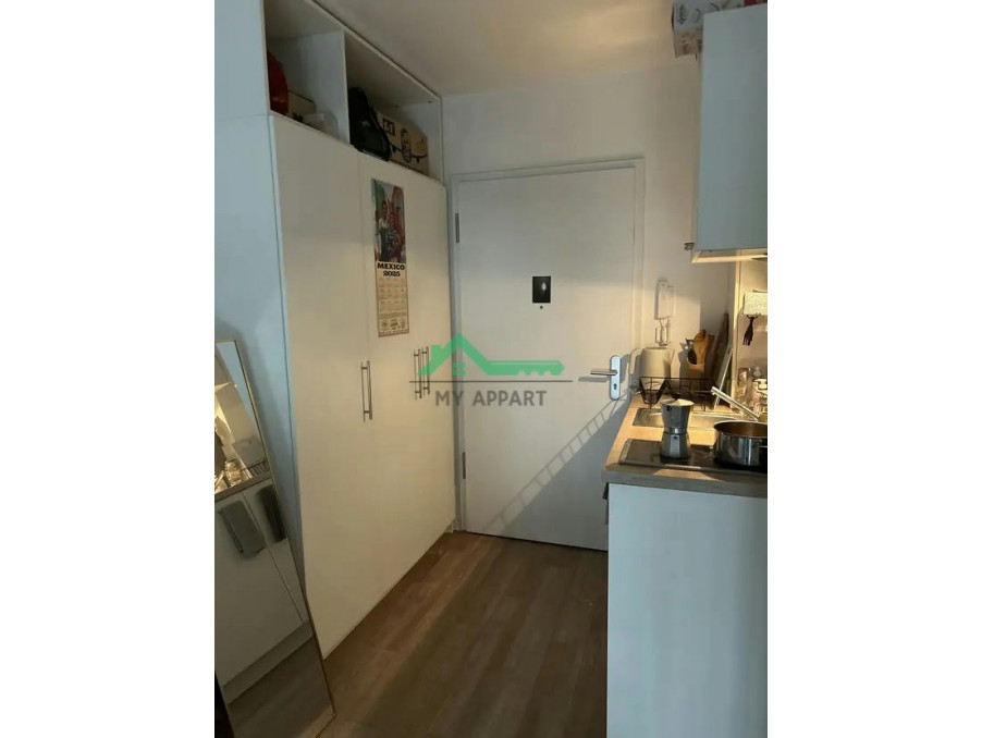 Location Appartement PARIS 17EME ARRONDISSEMENT  615 €
