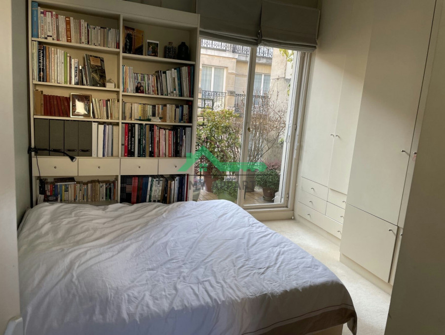 Location Appartement PARIS 16EME ARRONDISSEMENT  800 €