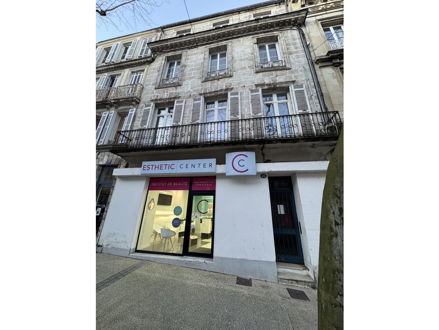 Vente Local Saintes  122 000 €