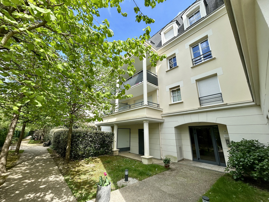 Vente Appartement Le Plessis-Trévise  300 000 €