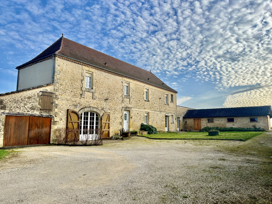 Vente Propriete BEAUMONT  577 500 €