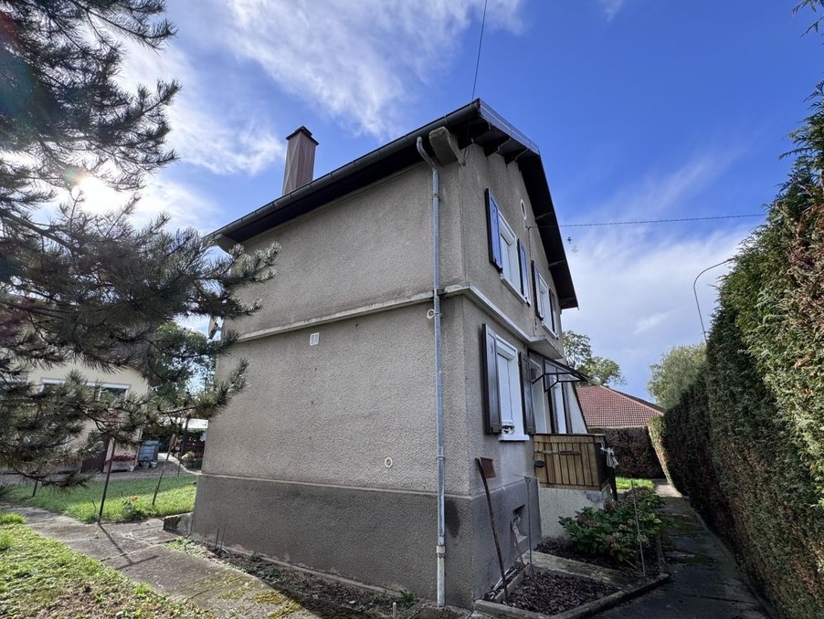 Vente Maison CHARMES  115 000 €