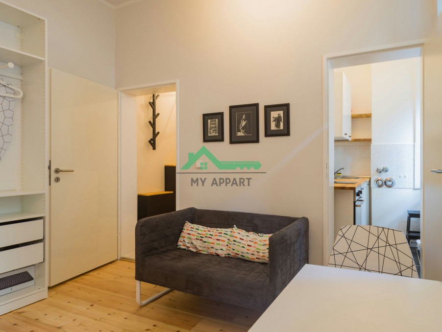 Location Appartement PARIS 9EME ARRONDISSEMENT  860 €