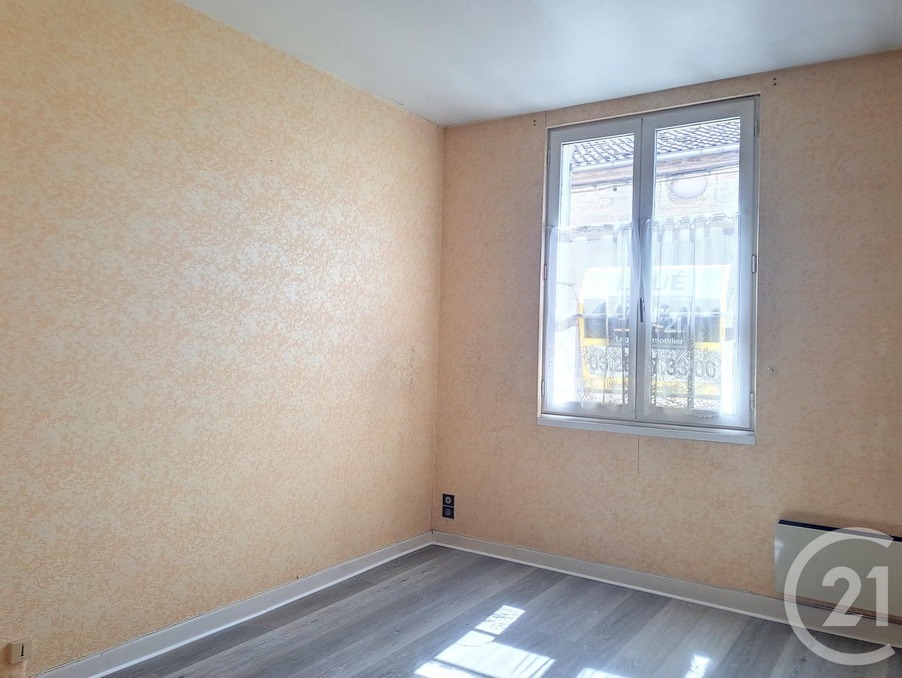 Location Appartement Bar sur aube  340 €