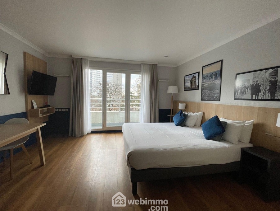 Vente Appartement Courbevoie  168 000 €