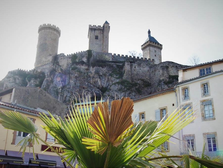 Vente Local FOIX  192 000 €