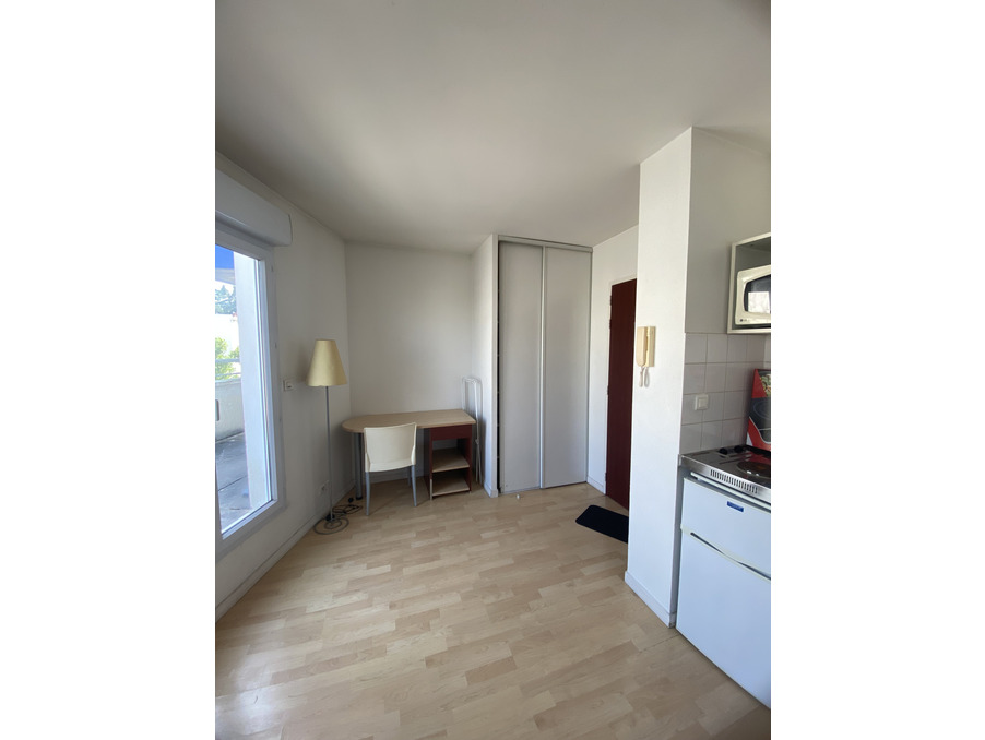 Location Appartement Nantes  505 €