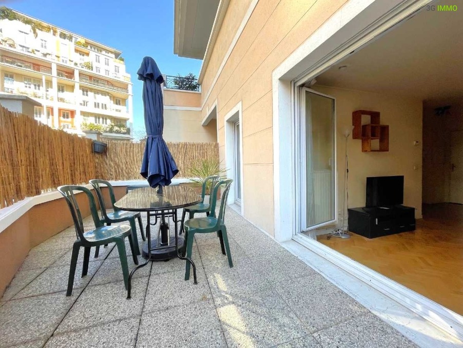 Vente Appartement COURBEVOIE  282 000 €