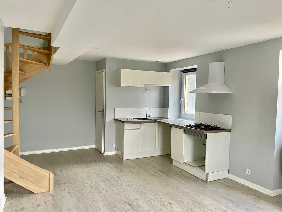 Location Appartement LOYETTES  580 €