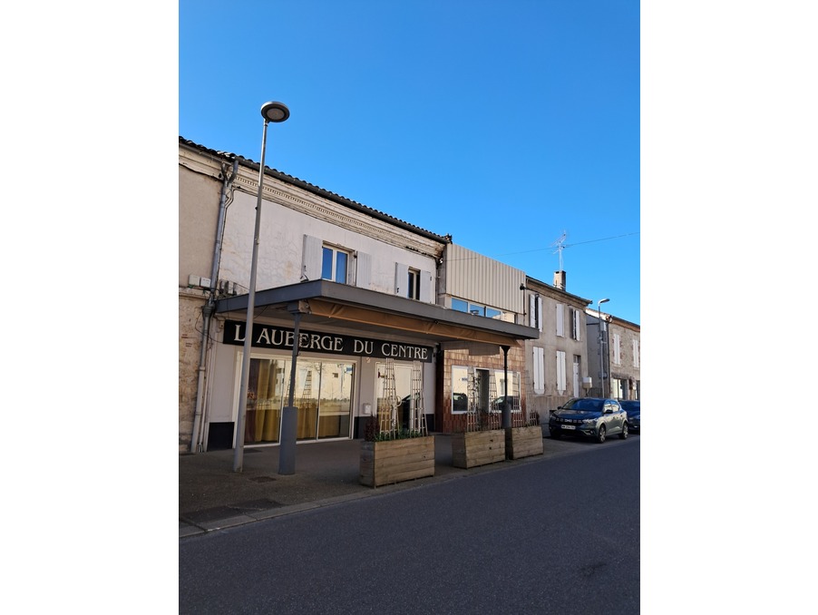 Vente Maison Bon encontre  270 000 €