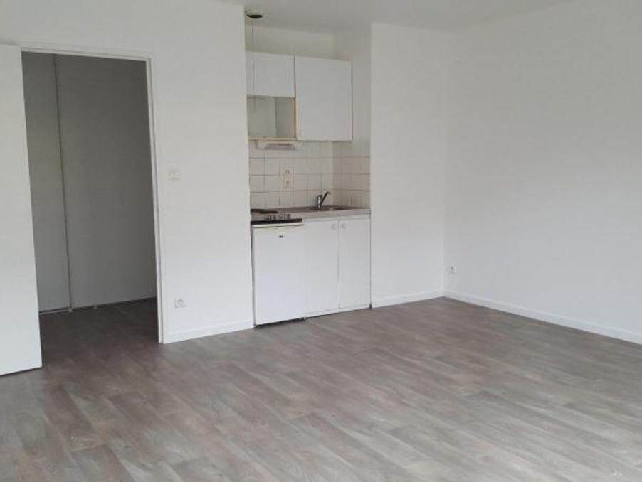Location Appartement ANGERS  388 €