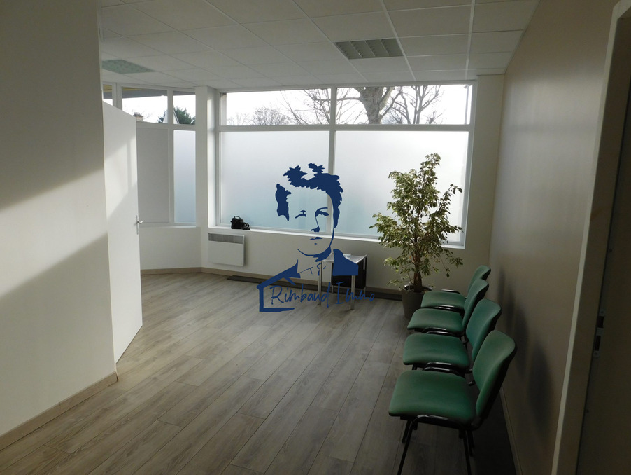 Vente Local CHARLEVILLE MEZIERES 69 800 €
